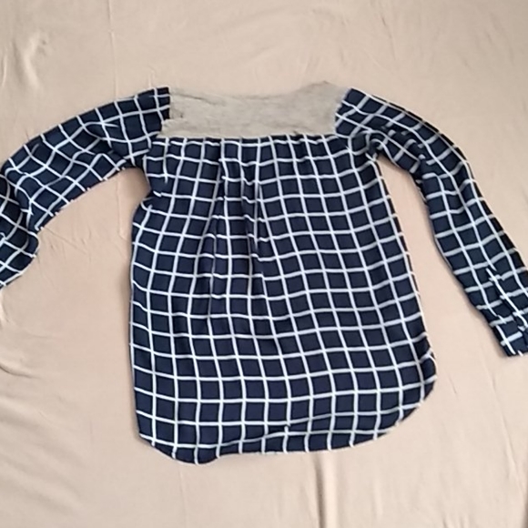 2 Material Top - Picture 2 of 2